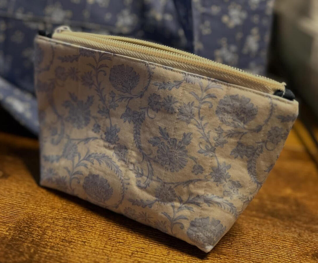 Quilted zip pouch for everyday essentials. Fully lined. Custom fabric options available. $25