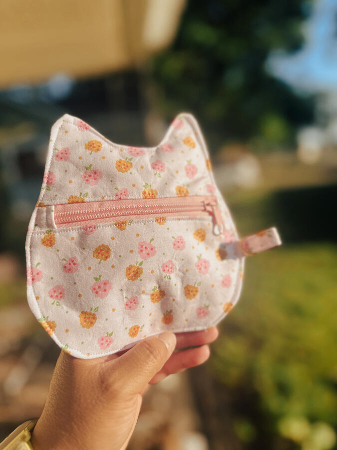 Cat Pack with D-Ring to attach to backpacks, bags, or anything you need